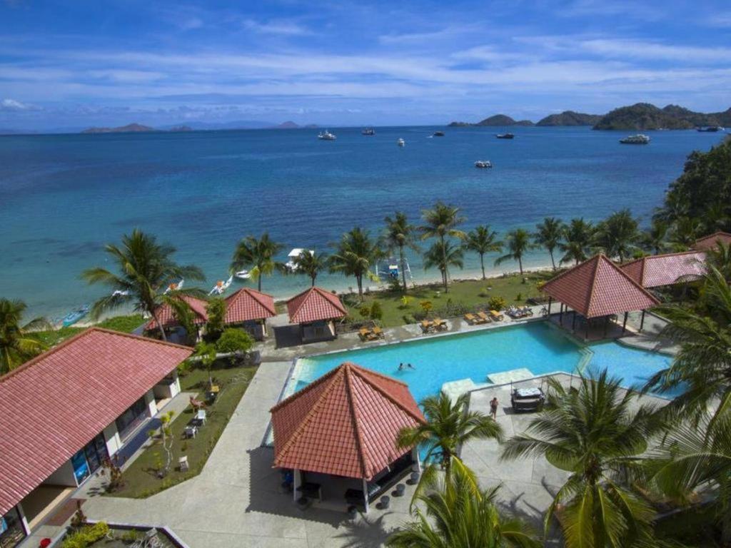Laprima Hotel Labuan Bajo Exterior photo